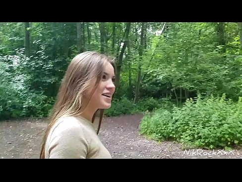 ❤️ エベリナに公共の場でのファックを提案した。彼女はイエスと言った。そして、私は彼女のお尻をファックし、彼女の口の中にザーメンを入れた。そして彼女は小便をした。 ️❌ ファッキングビデオ ❌️❤